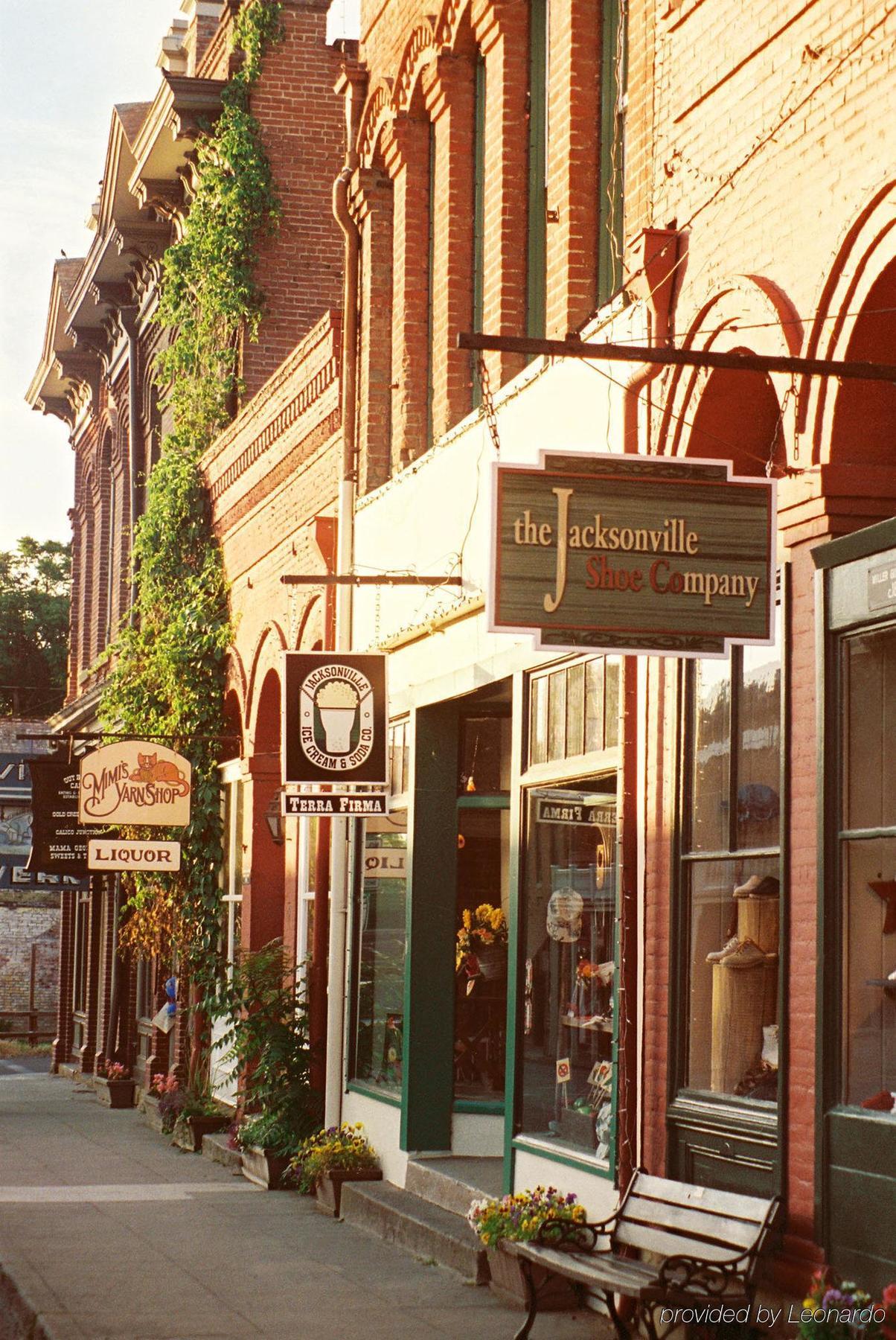 Wine Country Inn Jacksonville Facilități foto